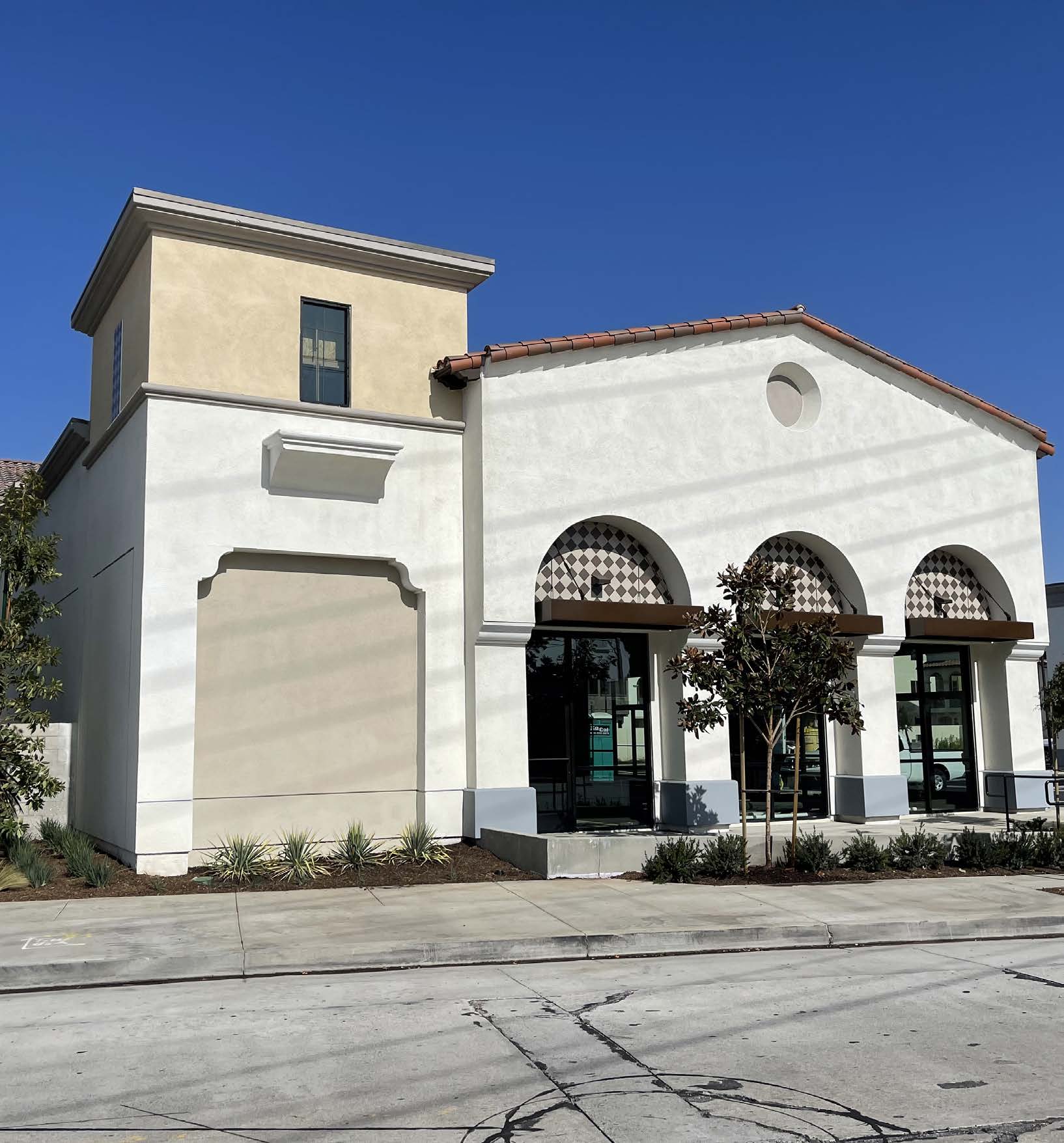 Retail building facade at Shops at the 8Eighty in Arcadia